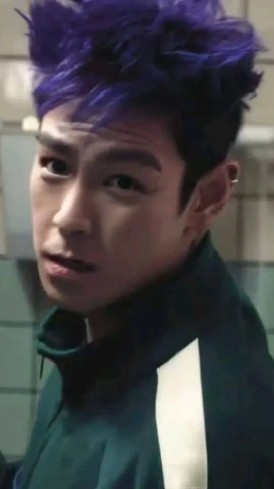 ai character: Thanos background