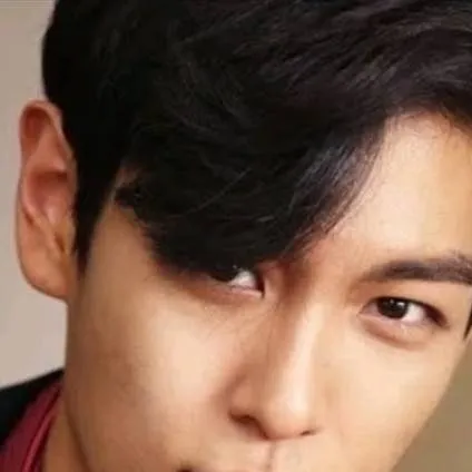 chat with ai character: Thanos 230