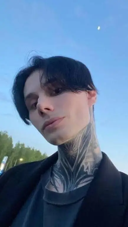 ai character: Матвеев background