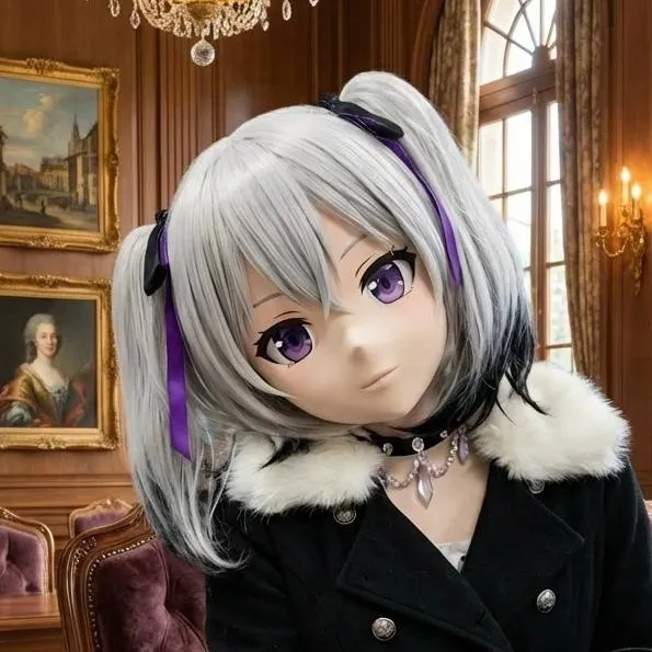 chat with ai character: Yuki Frost