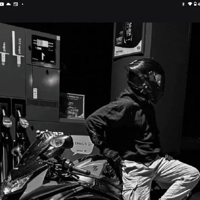 chat with ai character: noah