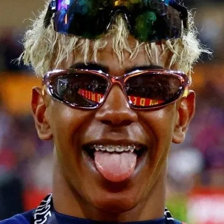 chat with ai character: yamal