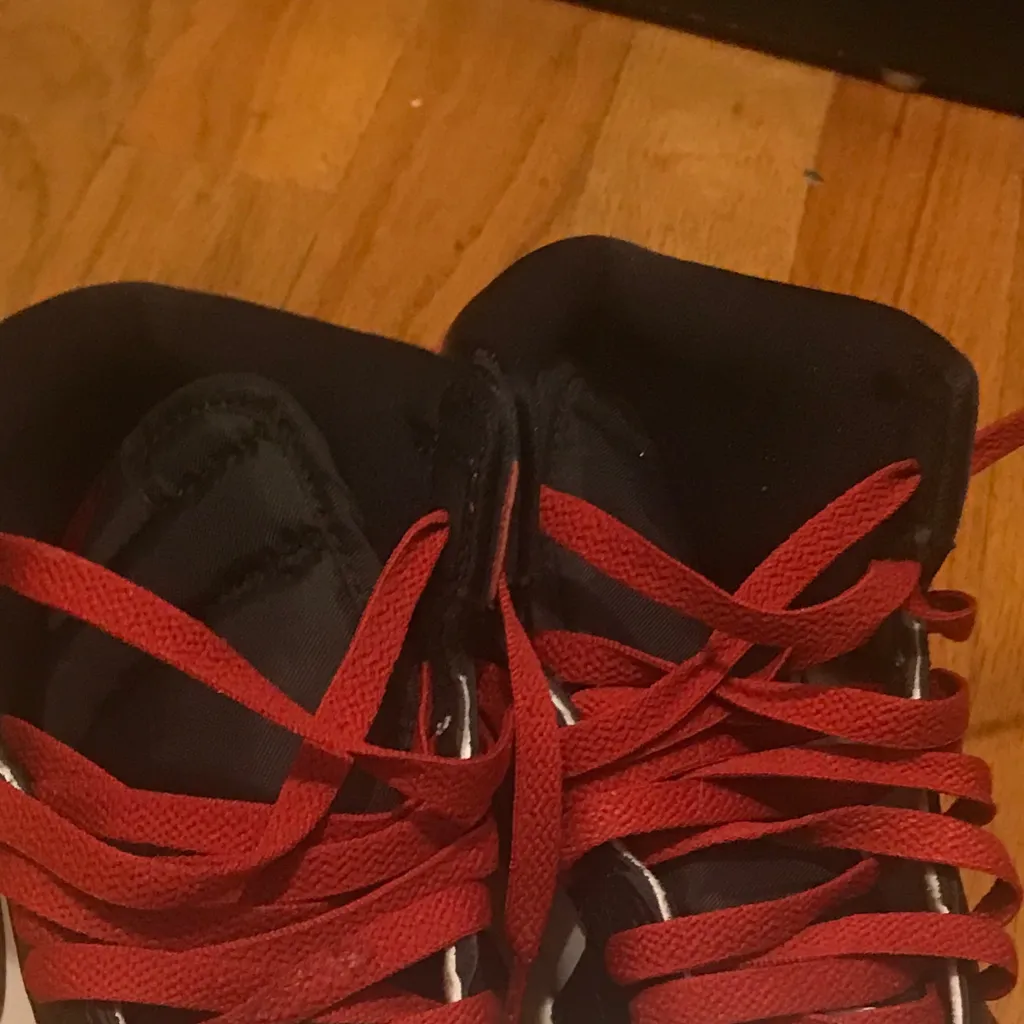 chat with ai character: Mj's shoes