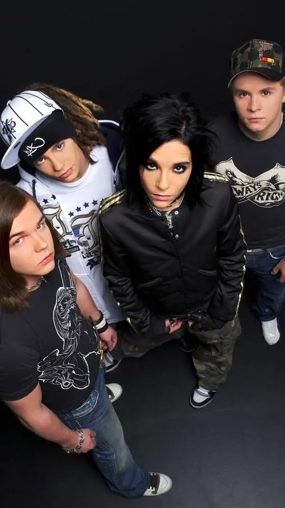 ai character: Tokio Hotel background