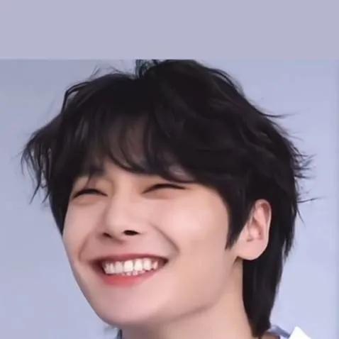 chat with ai character: I.N,tu novio