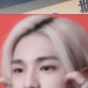 chat with ai character: Hyunjinie 