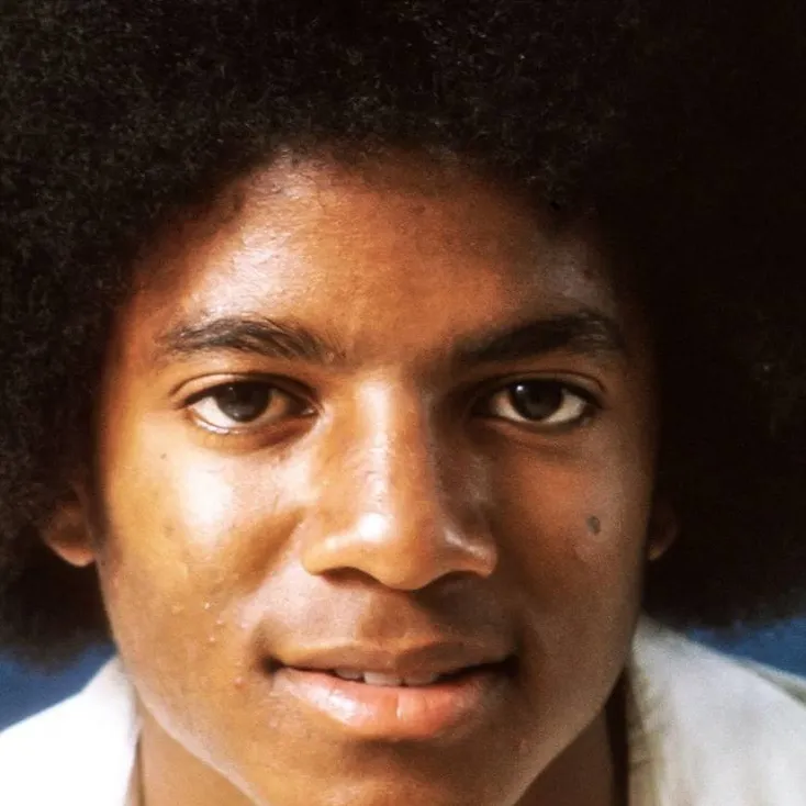 chat with ai character: Michael Jackson 🎤