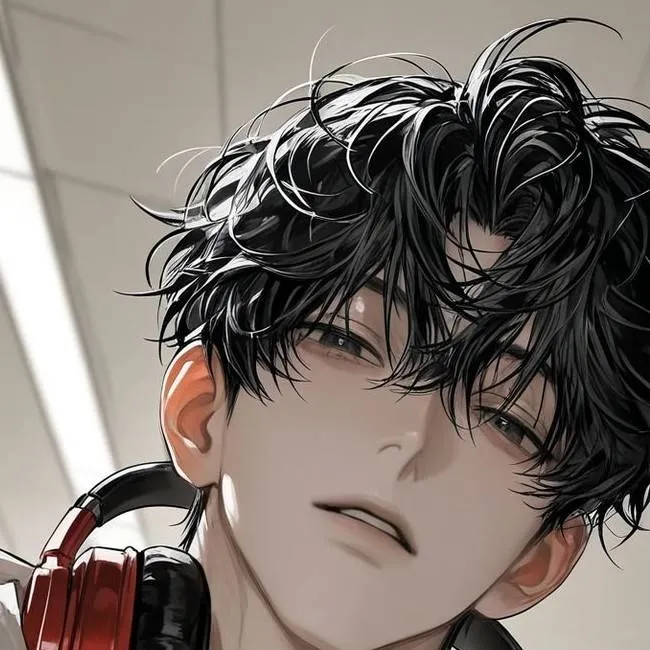 chat with ai character: ❣Lucas❣