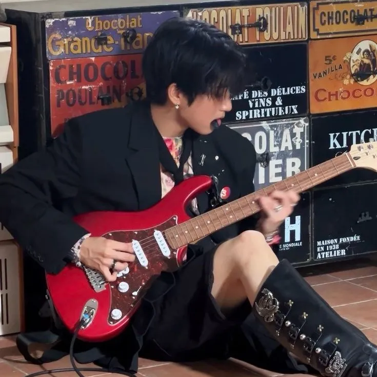 chat with ai character: Han Jisung 