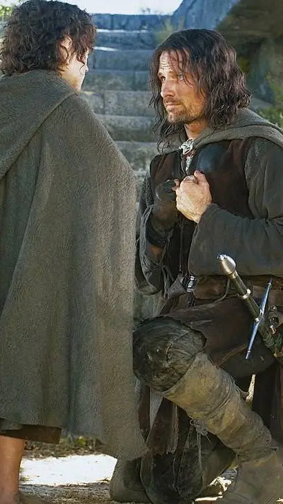 Talkie AI - Chat with Aragorn x Frodo