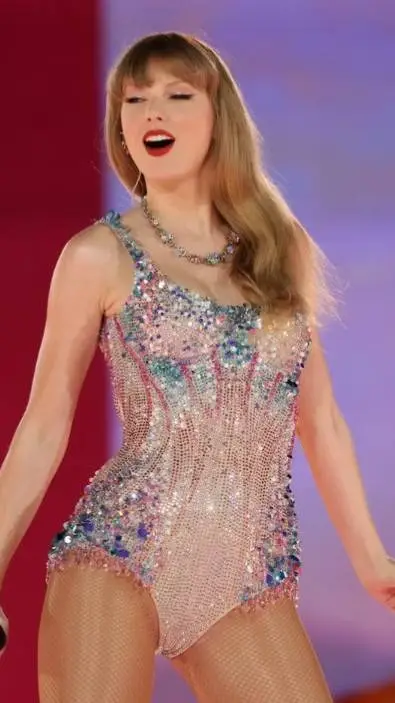 ai character: Taylor Swift background