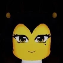 chat with ai character: queenie