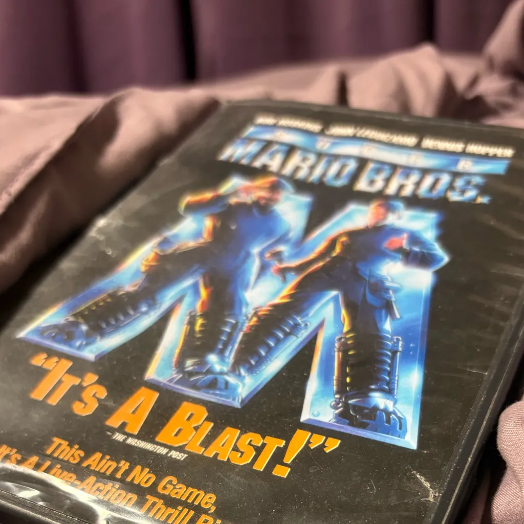 chat with ai character: Tsmbss