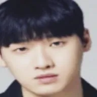 chat with ai character: Lee David