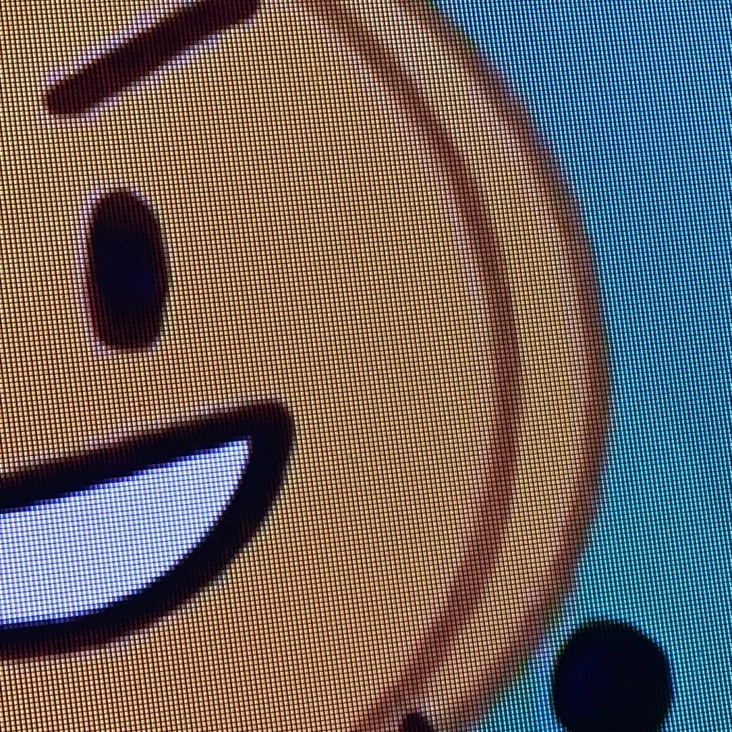 chat with ai character: Coiny