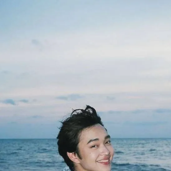 chat with ai character: Rabin Angeles