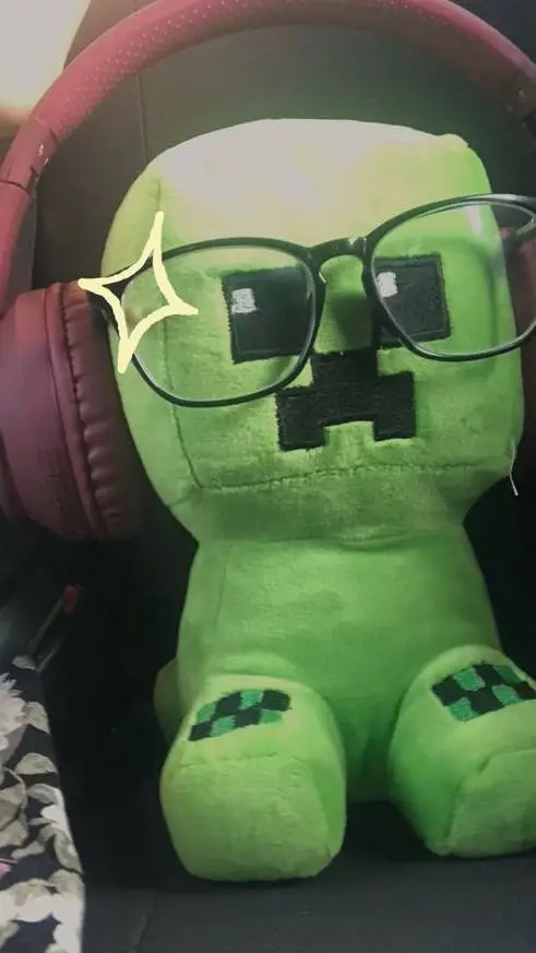 ai character: creeper background