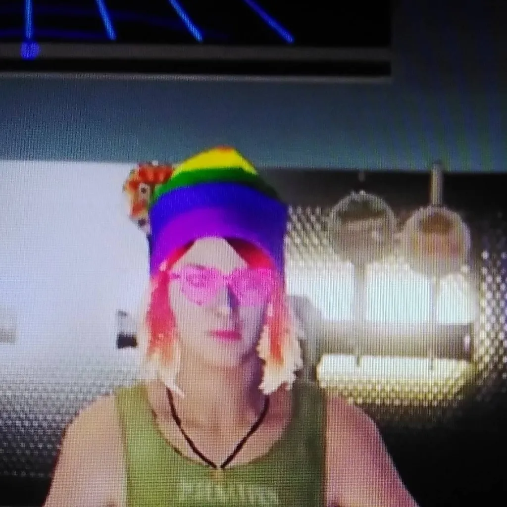 chat with ai character: wendy