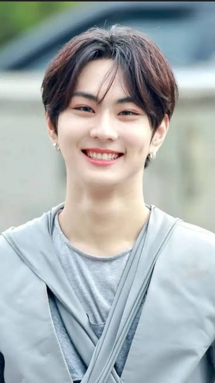 Talkie AI - Chat with Yang Jungwon