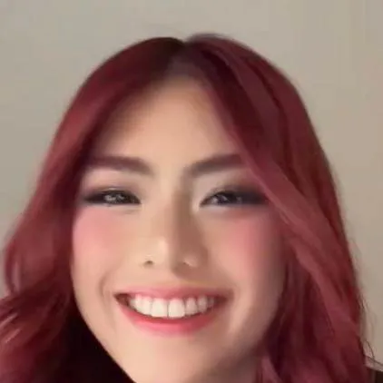 chat with ai character: Mikha Lim