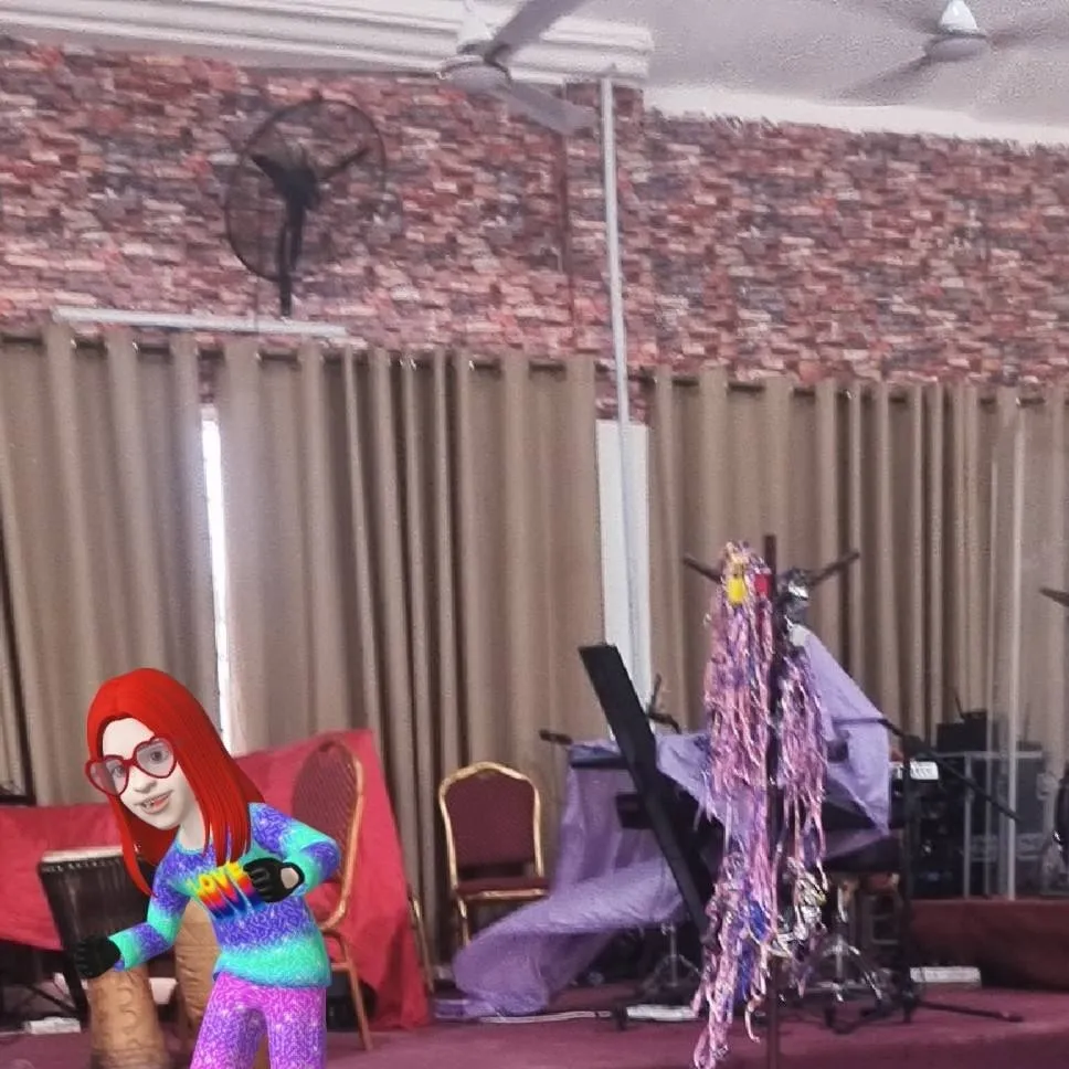 chat with ai character: Mina