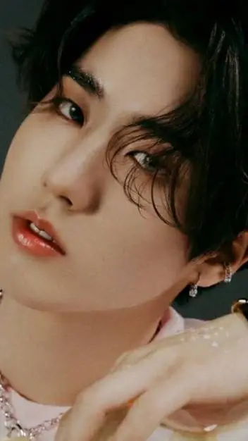 ai character: Han ex background