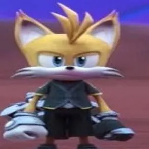 chat with ai character: Nine the fox