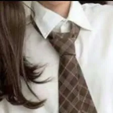 chat with ai character: 𝖢𝗅𝖺𝗌𝗌