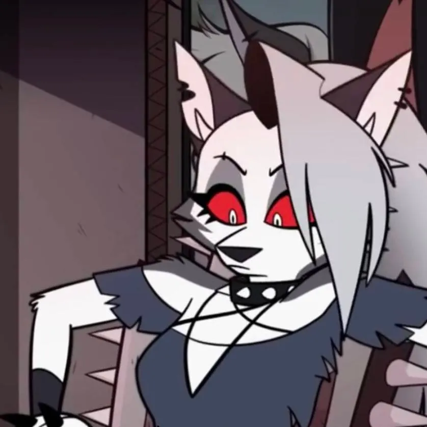 chat with ai character: loona