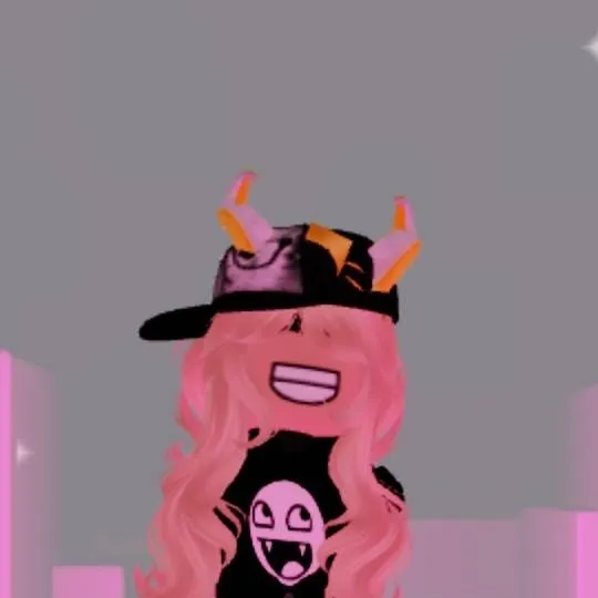 chat with ai character: Sandra