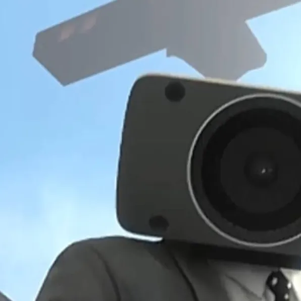 chat with ai character: bocina man