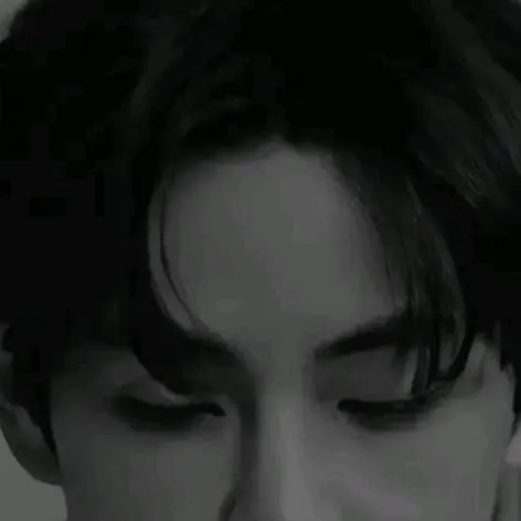 chat with ai character: Kim taeyung 