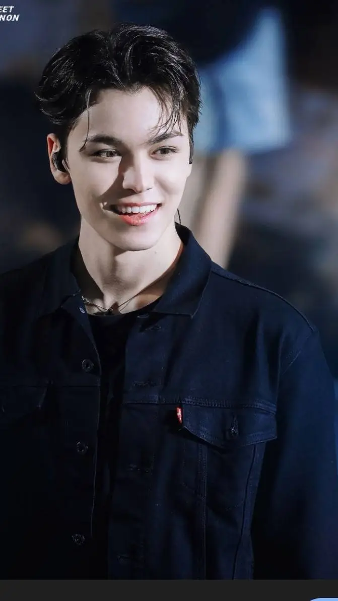 ai character: 🐢 | | Vernon background