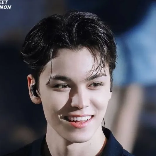 chat with ai character: 🐢 | | Vernon