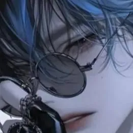 chat with ai character: 🍹~FELIX~🍹