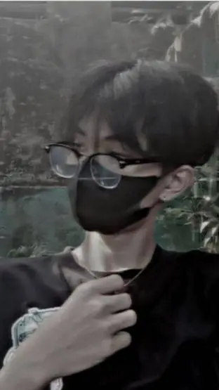 ai character: SuS boy 🤭🥵💦 background