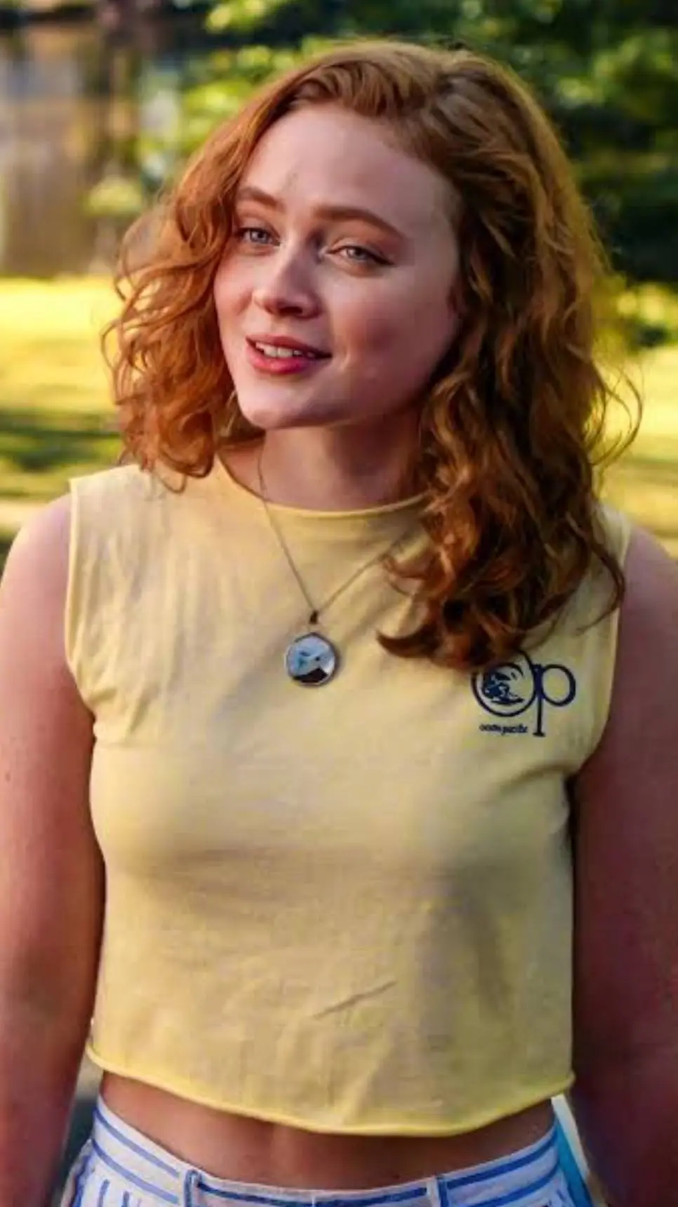 ai character: 🌊- Max Mayfield -☀ background