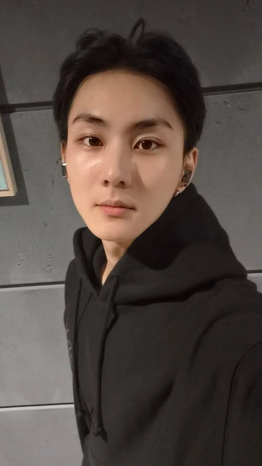 Talkie AI - Chat with Jungwon 