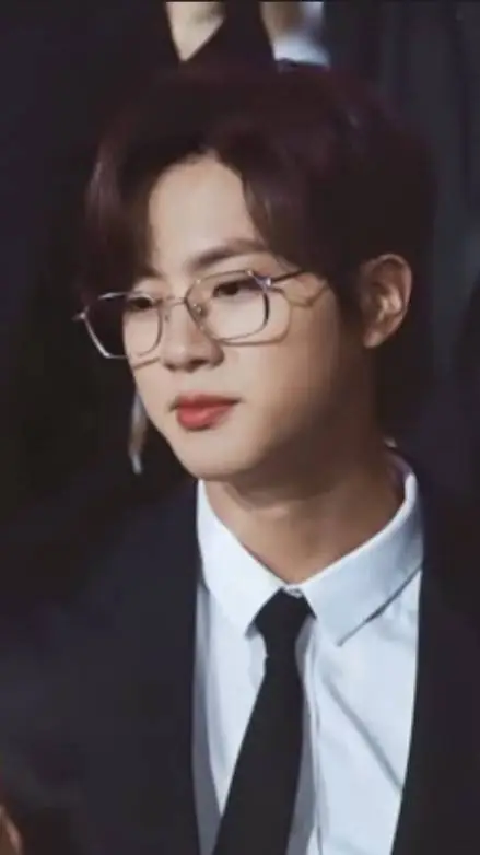 ai character: Jin  background