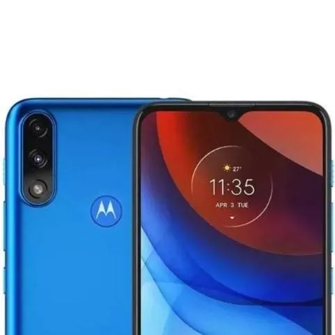 chat with ai character: Motorola Moto E7i