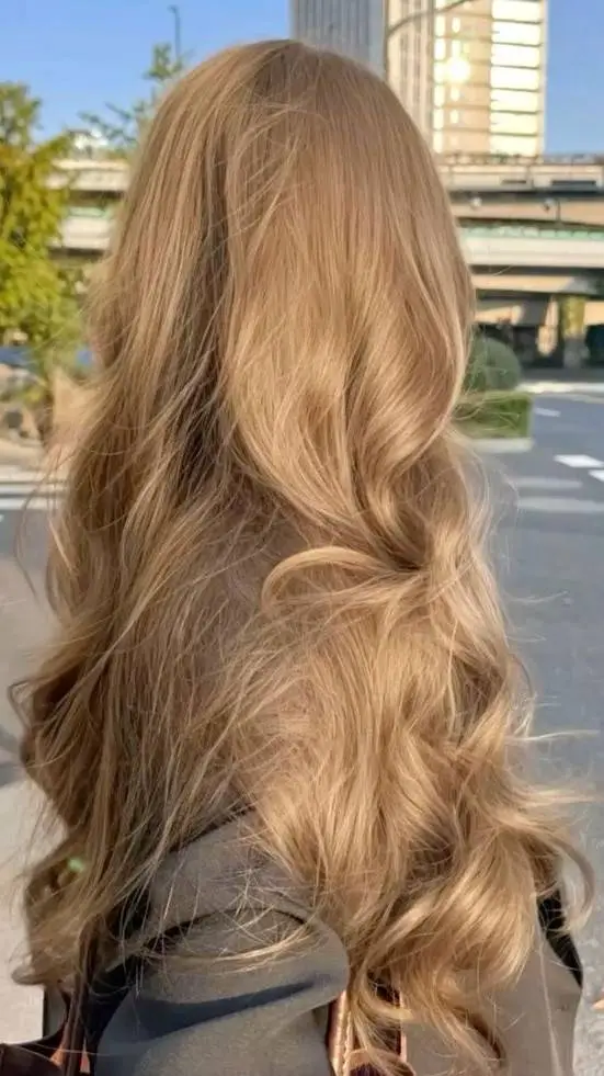 ai character: Ur family background