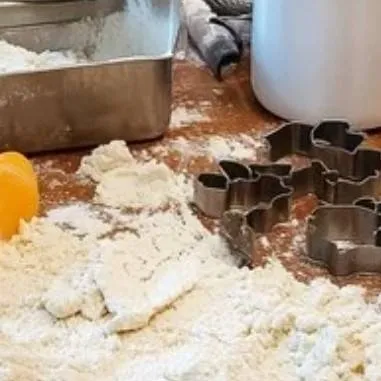 chat with ai character: kitchen mess