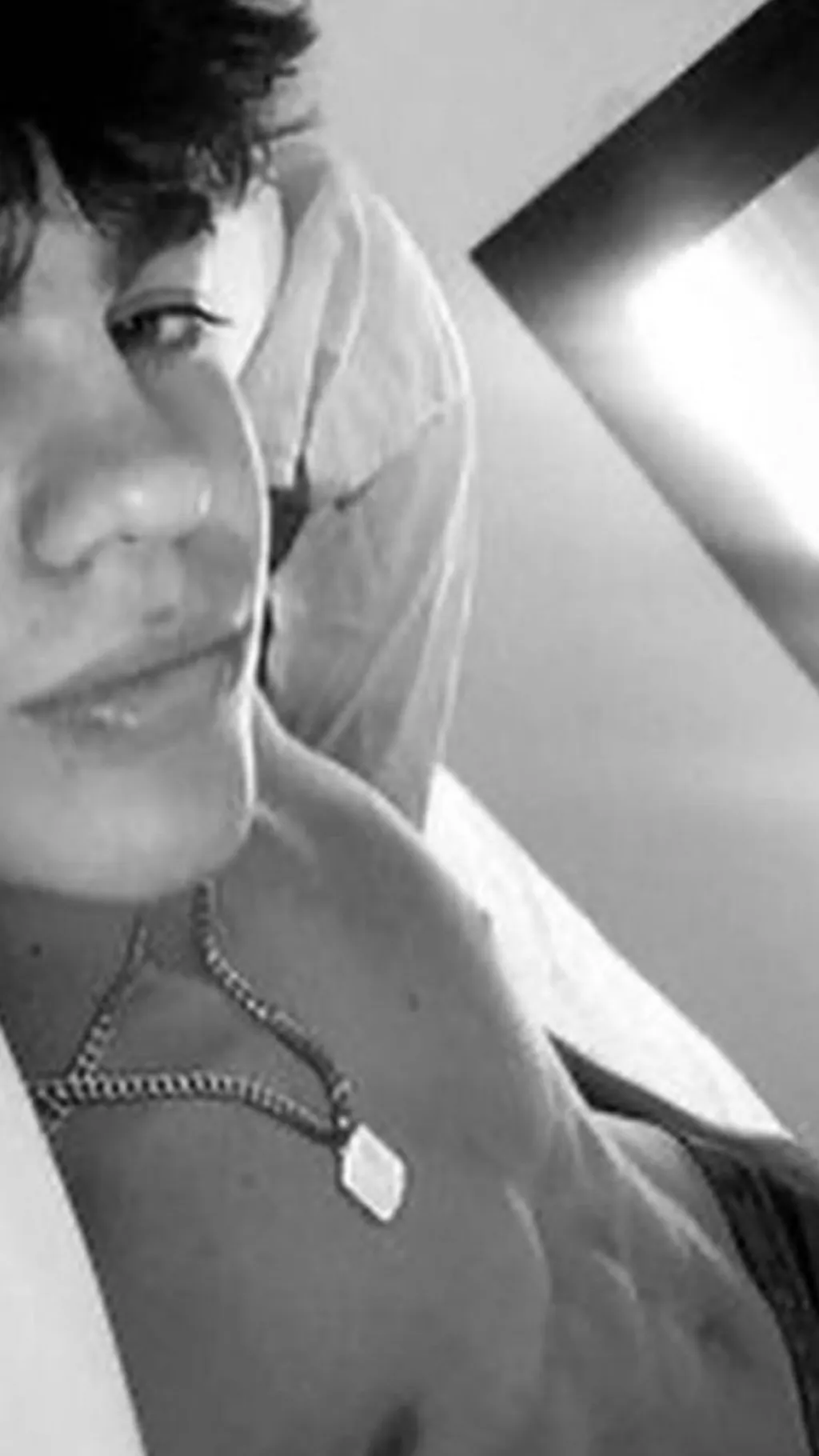 ai character: Twój. Chlopak  background