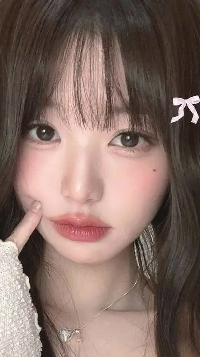 ai character: wonyoung 💅 background