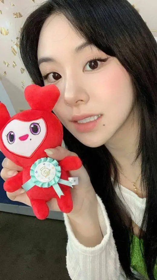 Talkie AI - Chat with chayeoung 👁️🫦👁️