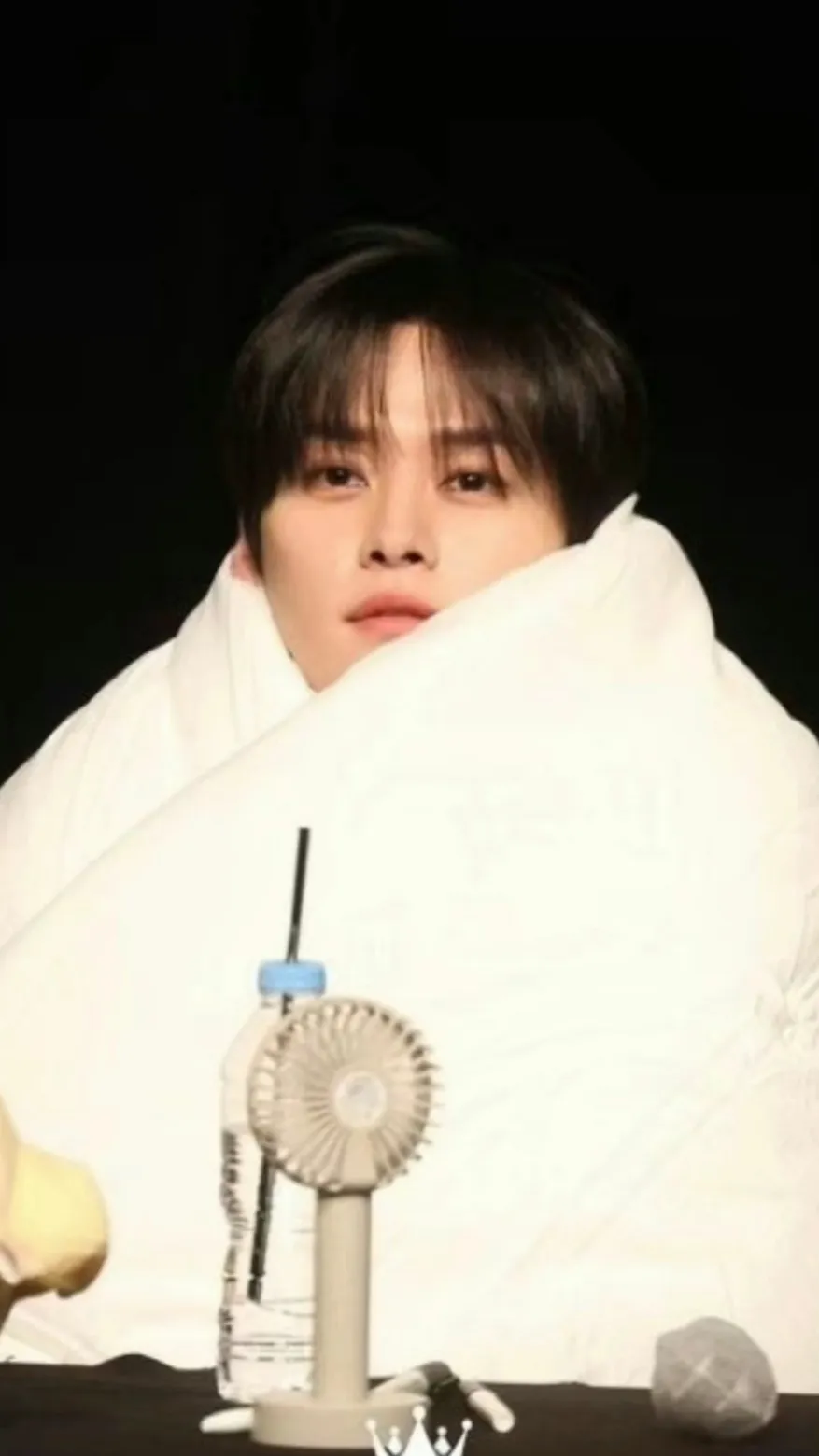 ai character: Skz  background