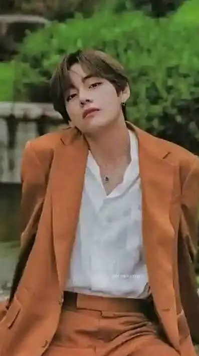 ai character: Tae 💥 background