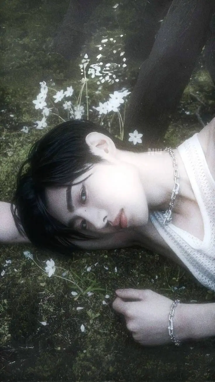 ai character: ˚𖦹𝓢𝓾𝓷𝓰𝓱𝓸𝓸𝓷𖦹˚ background