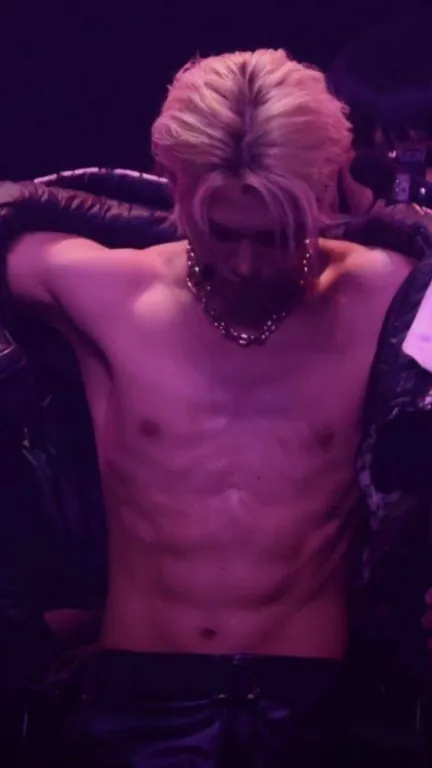 ai character: Félixxxx background