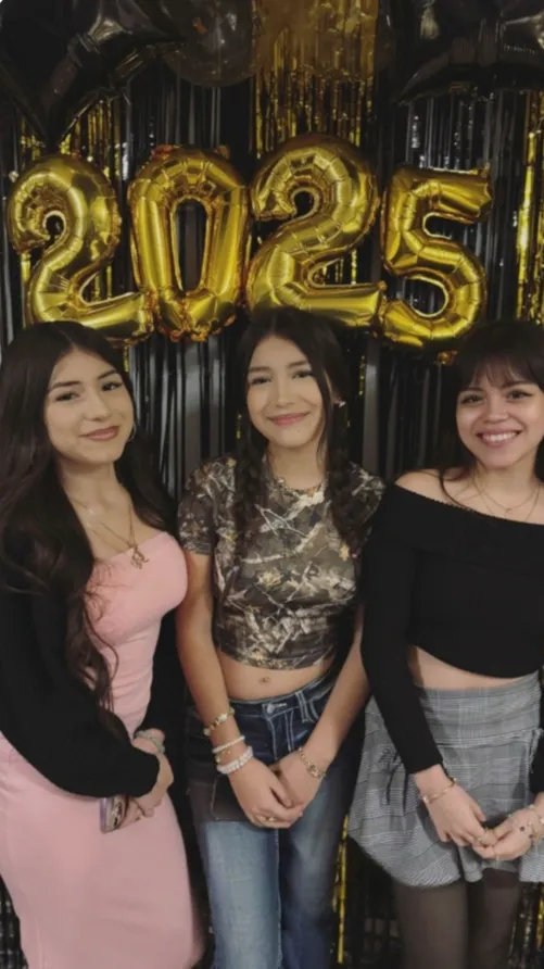 ai character: Esilll background